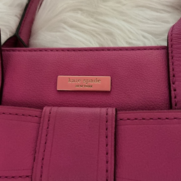Kate Spade hot pink shoulder bag.  12 inches wide x 9 inches high. - Picture 6 of 7